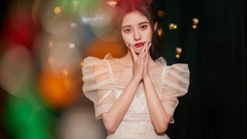 Ju Jingyi