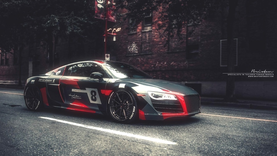 Audi R8