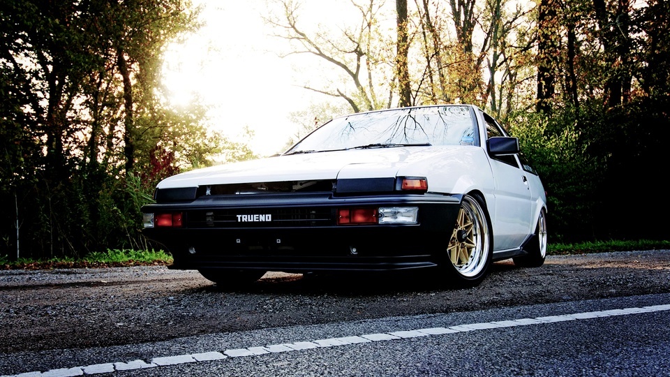 AE86