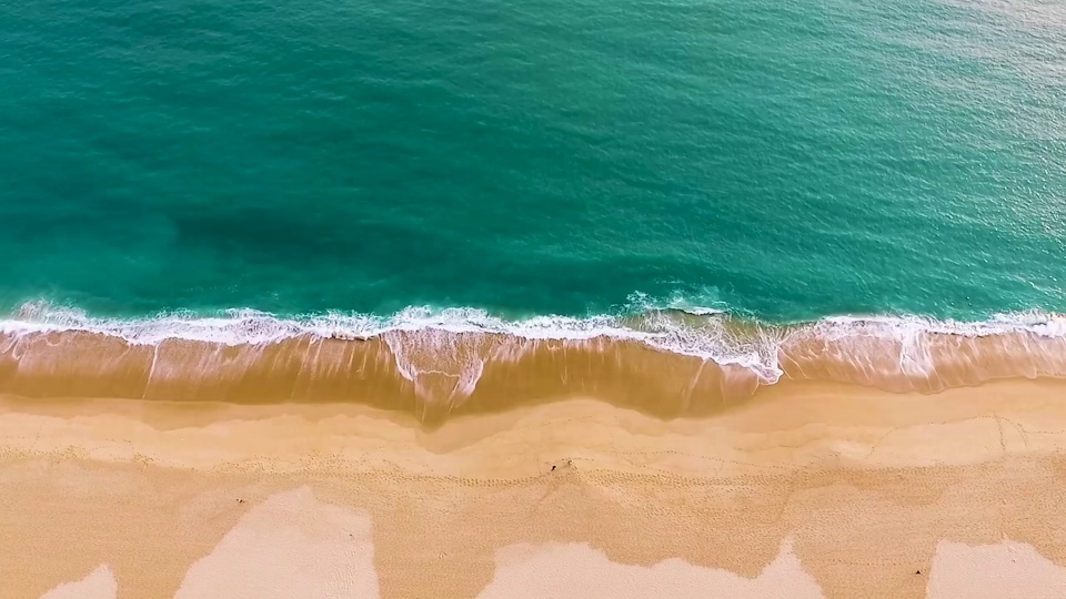 Beach waves