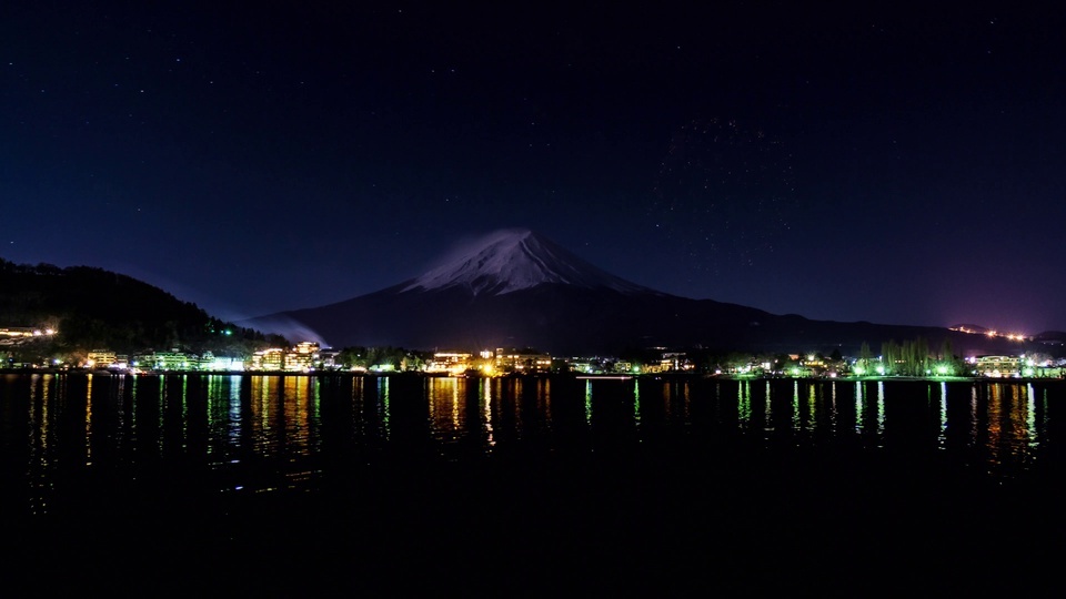 Fogos de artifício Cidade Hekou Lake Flor de inverno