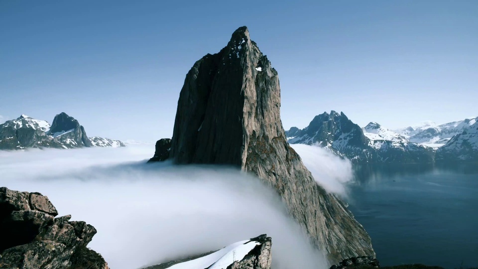 Picos montanhosos