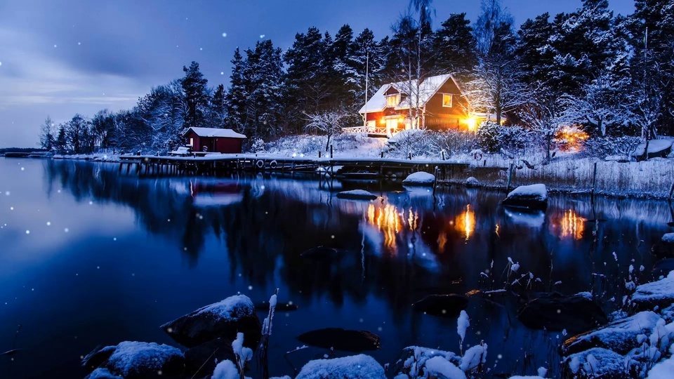 Winter Lake Cottage