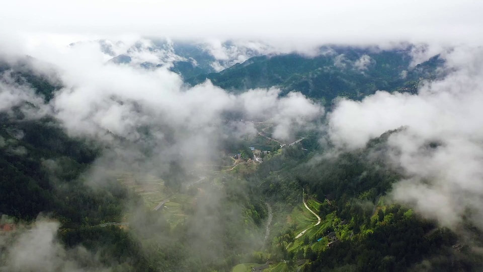 Cloud Mountains