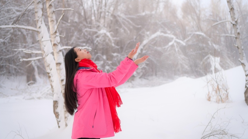 The girl in the beautiful snow scene