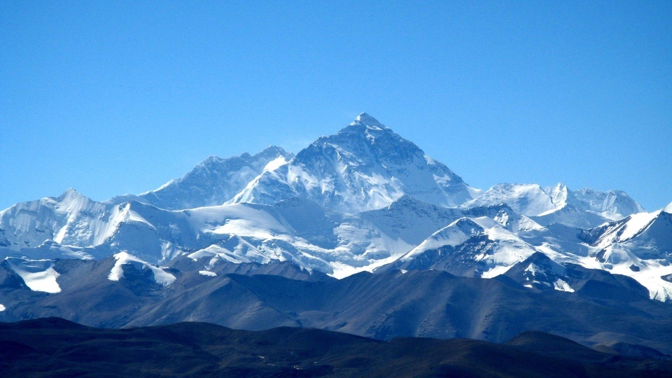 Montaña nevada del Monte Everest