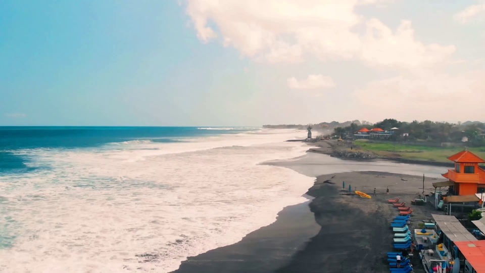 Paisaje natural 4K, villas junto al mar, playas de arena