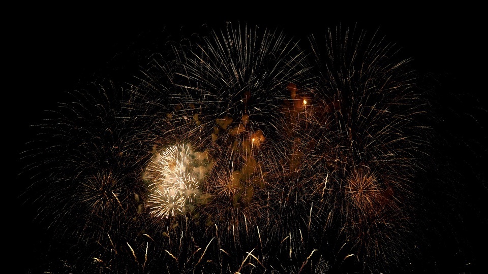 4K full screen fireworks - happy new year