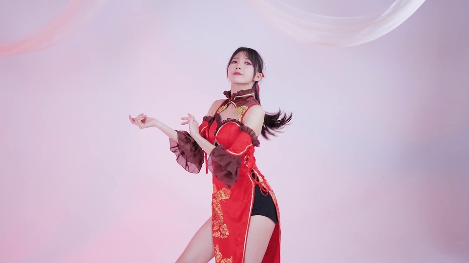 Beautiful and charming cheongsam lady