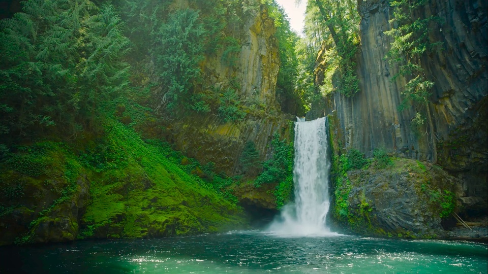 Shanjian waterfall pool