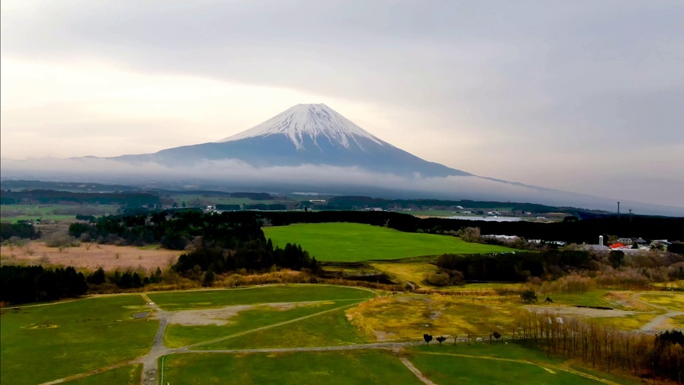 Fotografia aérea matinal do Monte Fuji