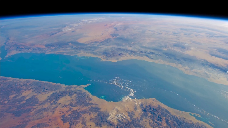 La espectacular rotación de la Tierra en el espacio